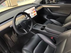 Tesla Model Y Rear-Wheel Drive - ფოტო 5