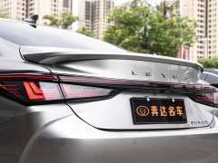 Lexus ES 300h Premium Edition - ფოტო 7