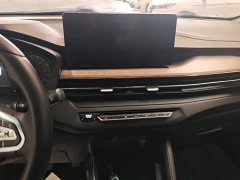 Geely Emgrand X3 PRO 1.5L CVT Luxury - ფოტო 12