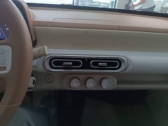 Wuling Hongguang MINIEV Third Generation 215km Youth Edition - ფოტო 12