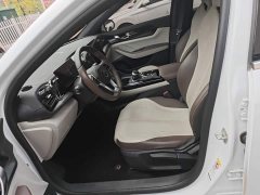 BYD Qin PLUS Champion Edition DM-i 55KM Leading - ფოტო 14