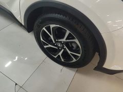 Toyota C-HR 2020 2.0L Leading Edition - ფოტო 6