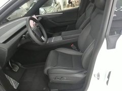Tesla Model Y L 2025 Long Range All-Wheel Drive - ფოტო 14