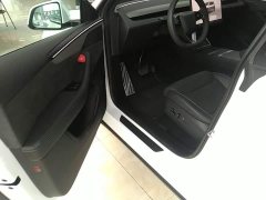 Tesla Model Y L 2025 Long Range All-Wheel Drive - ფოტო 15