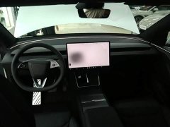Tesla Model Y L 2025 Long Range All-Wheel Drive - ფოტო 9