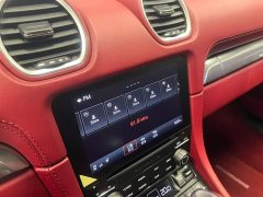 Porsche 718 Boxster 2.0T - ფოტო 14