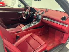 Porsche 718 Boxster 2.0T - ფოტო 17