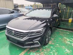 Volkswagen Passat 2022 330TSI Elite - ფოტო 1