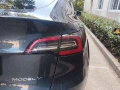 Tesla Model Y Rear-Wheel Drive - ფოტო 7
