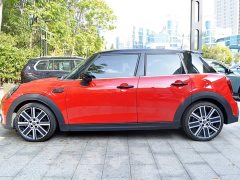BMW MINI 2.0T COOPER S Artist 5-door version - ფოტო 2