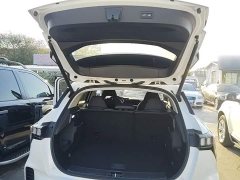 Lynk & Co Geely Lynk & Co 06 EM-P PHEV 84KM Range Pro - ფოტო 18
