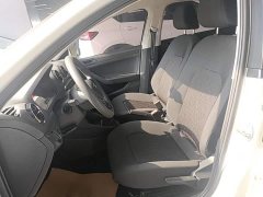 Volkswagen Jetta VA3 1.5L Manual Entry-Level - ფოტო 14