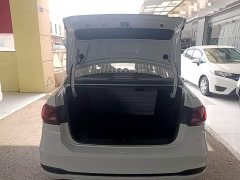 Volkswagen Jetta VA3 1.5L Manual Entry-Level - ფოტო 18
