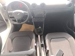 Volkswagen Jetta VA3 1.5L Manual Entry-Level - ფოტო 9