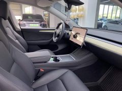 Tesla Model Y 2022 Facelift Rear-Wheel Drive - ფოტო 16