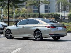 Lexus ES 2021 300h Premium Edition - ფოტო 4