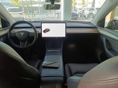 Tesla Model Y Rear-Wheel Drive - ფოტო 9