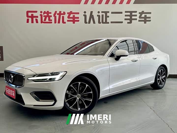 Volvo S60 B4 Smart Luxury Edition