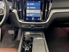 Volvo S60 B4 Smart Luxury Edition - ფოტო 9