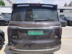 FAW Red Flag HQ9 PHEV 2.0T AWD Business Edition - ფოტო 3