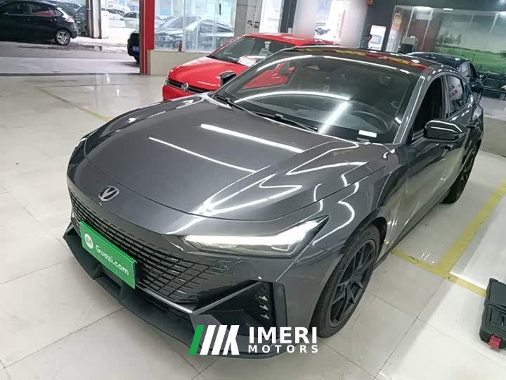 Changan UNI-V 1.5T Premium - ავტომობილი ჩინეთიდან