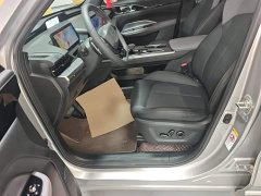 Changan Oushan Z6 New Energy Smart Electric iDD 150KM Flagship PLUS Intelligent Parking Version - ფოტო 14
