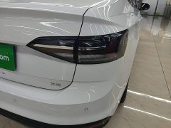 Volkswagen Lavida 2023 Sharp 1.5L Manual New Edition - ფოტო 7