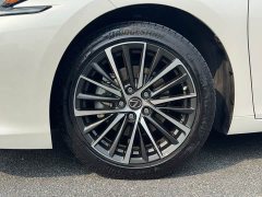 Lexus ES 300h Premium Edition - ფოტო 16