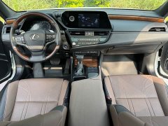 Lexus ES 300h Premium Edition - ფოტო 6