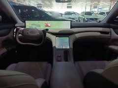 IM Motors Zhiji LS6 Lingxi Smart Driving Theater Edition - ფოტო 9