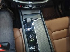 Volvo XC60 B5 AWD Smart Luxury Edition - ფოტო 13