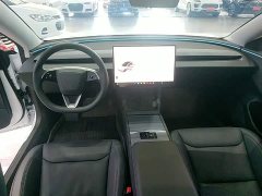 Tesla Model 3 Rear-Wheel Drive - ფოტო 9