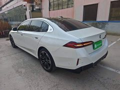 BMW 5 Series 530Li Premier M Sport Package - ფოტო 4