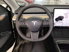 Tesla Model Y Rear-Wheel Drive - ფოტო 10
