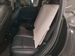 Tesla Model Y Rear-Wheel Drive - ფოტო 16