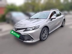 Toyota Camry 2.5G Luxury - ფოტო 1