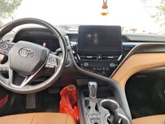 Toyota Camry 2.5G Luxury - ფოტო 12