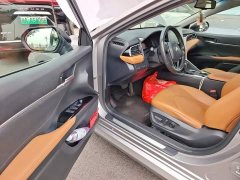 Toyota Camry 2.5G Luxury - ფოტო 13