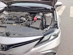 Toyota Camry 2.5G Luxury - ფოტო 19