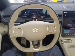 NIO ES6 75kWh - ფოტო 10