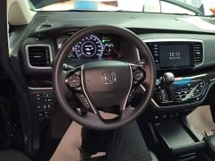 Honda Odyssey 2.0L Sharp Smart Enjoy Edition - ფოტო 10