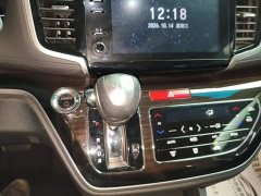 Honda Odyssey 2.0L Sharp Smart Enjoy Edition - ფოტო 13