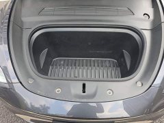 Tesla Model Y Rear-Wheel Drive - ფოტო 19