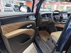 Denza D9 2022 DM-i 970 AWD Flagship - ფოტო 15