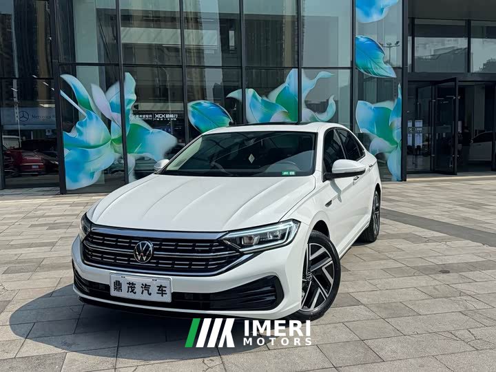 Volkswagen Sagitar 300TSI DSG Excellence Edition - ავტომობილი ჩინეთიდან