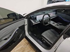 Geely Galaxy E8 550km Rear-Wheel Drive MAX - ფოტო 15