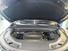 Li Auto L8 2024 Max - ფოტო 19