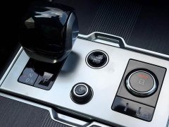 Land Rover Range Rover 4.4 V8 530PS First Edition - ფოტო 11