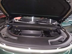 Li Auto L9 2022 Max - ფოტო 19