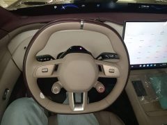 Xiaomi YU7 2025 Four-Wheel Drive Max Edition - ფოტო 10